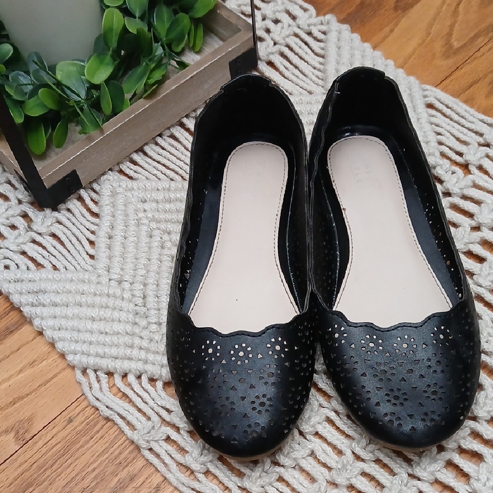 FINAL PRICE - Girls Black Flats